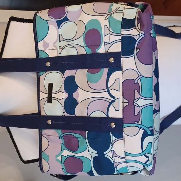 Coach Daisy Kyra Signature Scarf Print Tote Bag / Crossbody - Picture 6 of 16